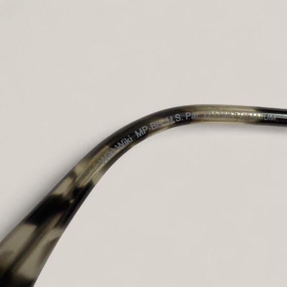 Maui Jim Wiki Wiki Titanium Sunglasses Silver / Blue Hawaii — Unisex Aviator - Picture 5 of 6